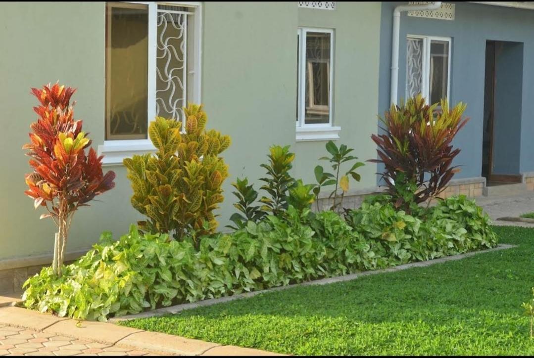 אנטבה Migingo Suites מראה חיצוני תמונה