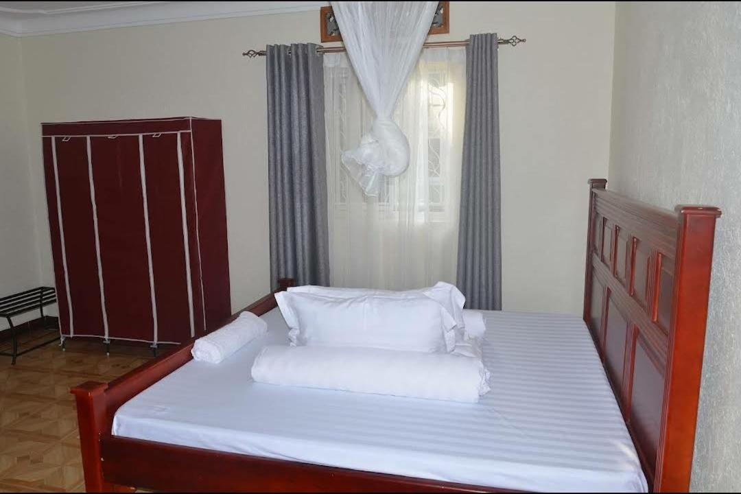 אנטבה Migingo Suites מראה חיצוני תמונה