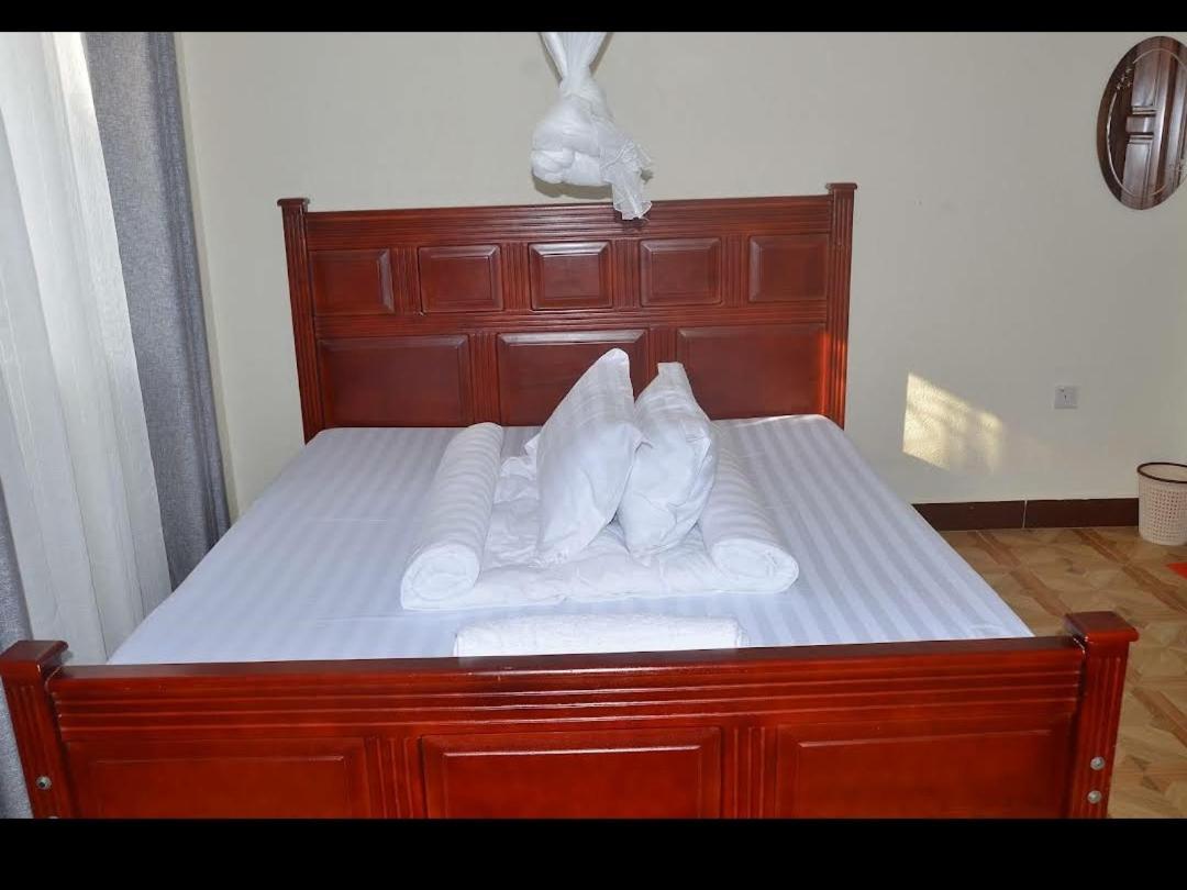 אנטבה Migingo Suites מראה חיצוני תמונה